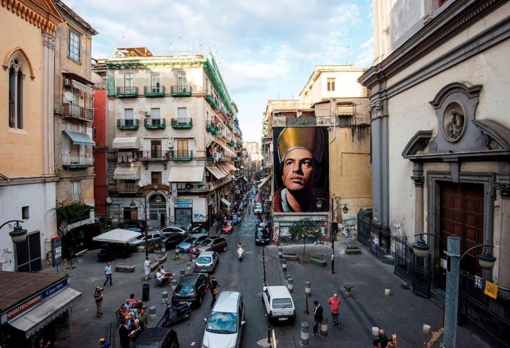 Nennella A Spaccanapoli Exterior foto